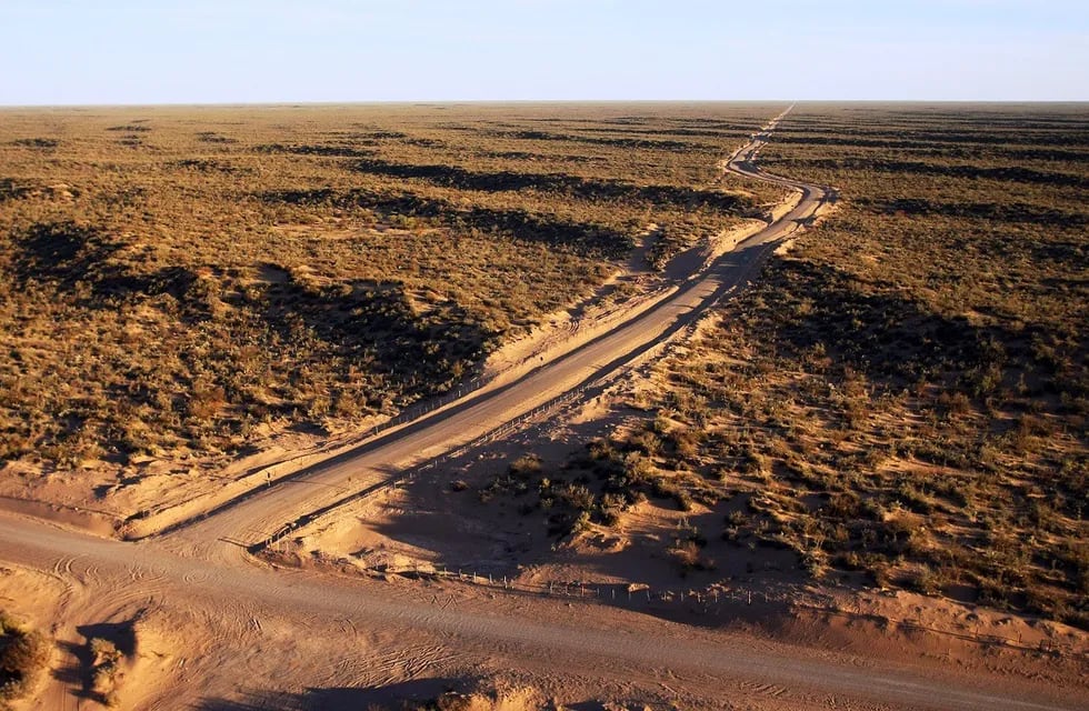 Los caminos del secano en el sur mendocino están afectados por la sequía y es casi imposible entrar o salir de los campos. Imagen de archivo.
