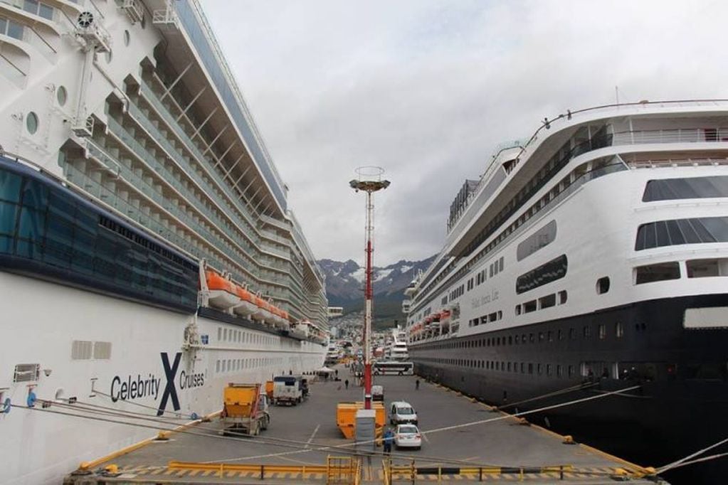 Turismo en Ushuaia - llegada de cruceros temporada 18/19