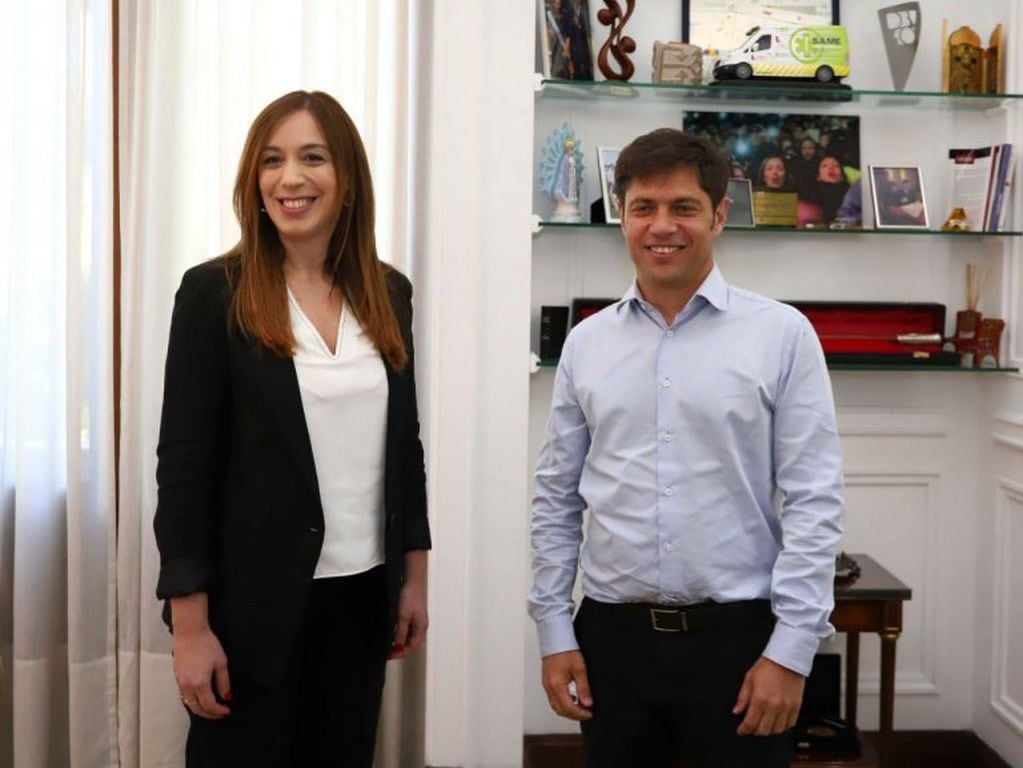 María Eugenia Vidal y Axel Kicillof, reunidos a fines de octubre en la Casa de la Provincia de Buenos Aires para encarar el periodo de transición. Crédito: Clarín.