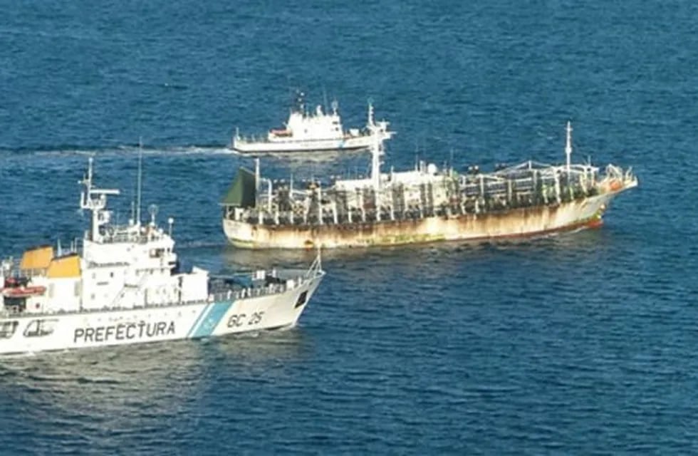 Detenidos por Contrabando - Pesca ilegal