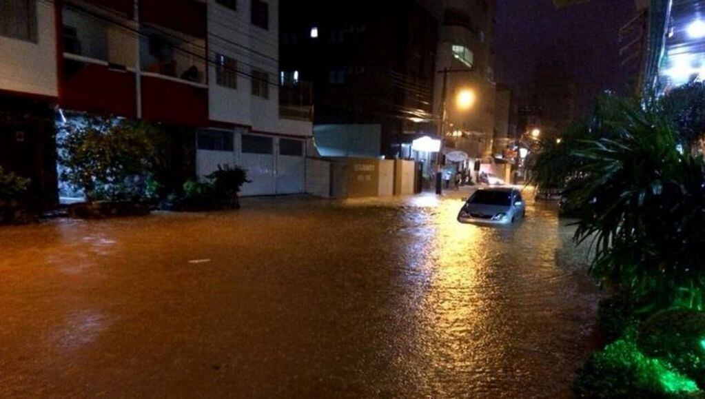 Florianópolis y Camboriú, en emergencia por las lluvias. (Facebook)