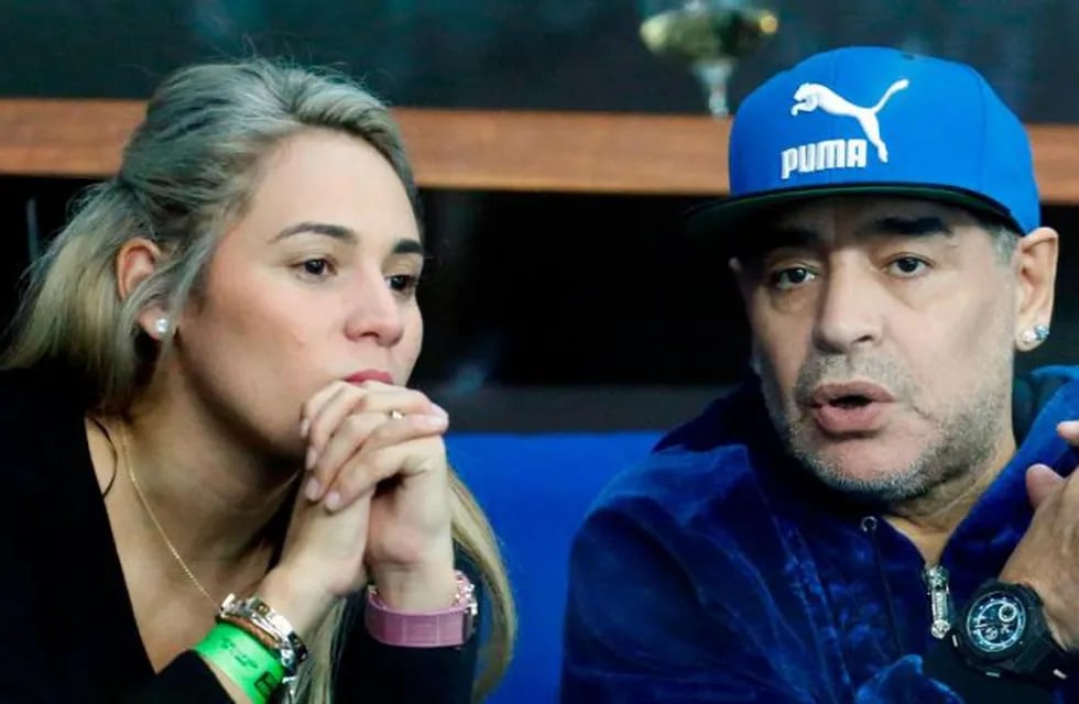 Rocío Oliva y Diego Armando Maradona. (Archivo)