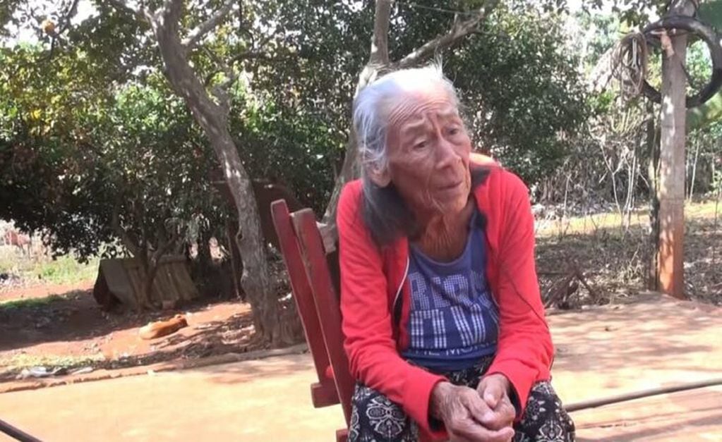 Una anciana denuncia que su hija vendió el terreno donde vivía en Campo Grande.