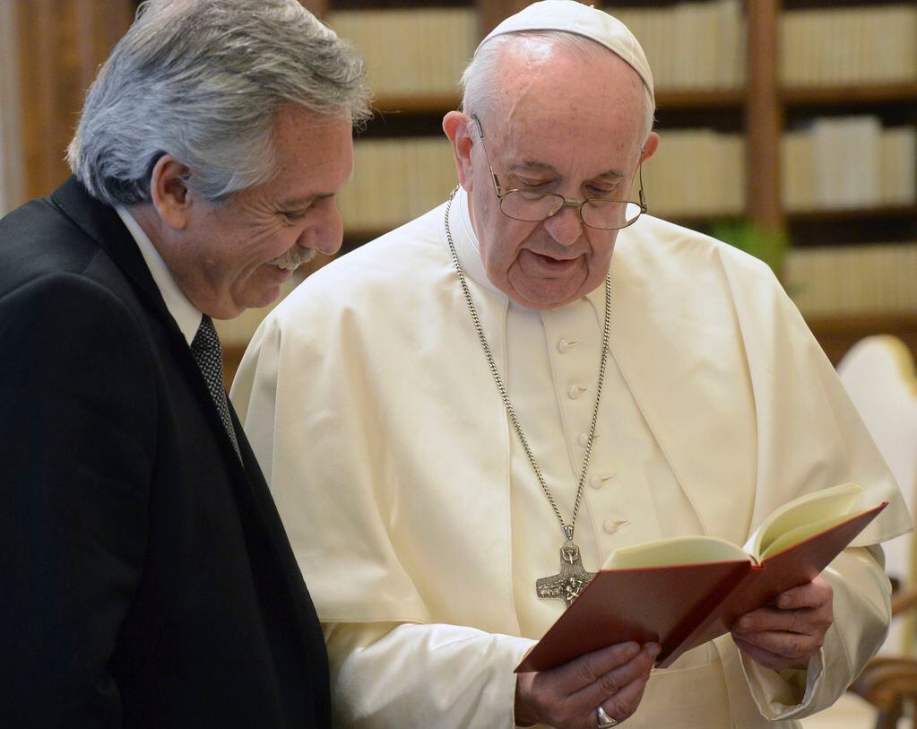 El presidente Alberto Fernández junto al Papa Francisco. (Presidencia)