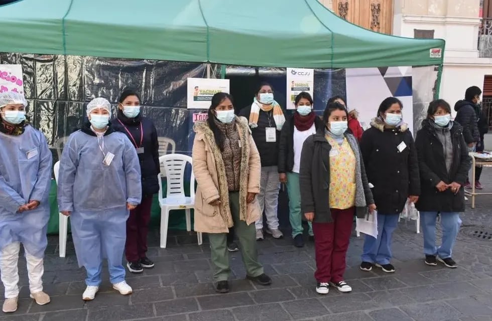 La campaña "Vacunate" se instaló durante dos fines de semana en pleno centro de San Salvador de Jujuy.