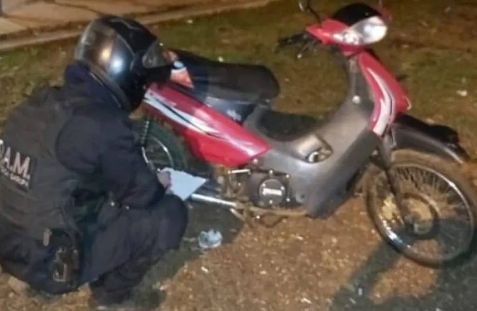 Recuperan dos motocicletas robadas en Garupá.
