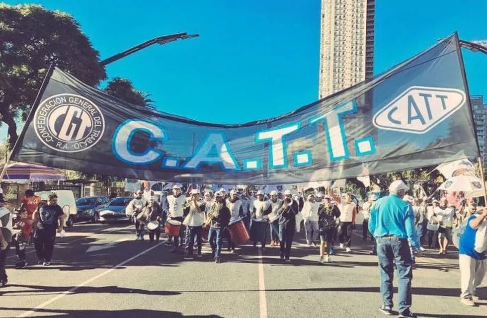 Manifestación en la Ciudad de Confederación Argentina de Trabajadores del Transporte (CATT).