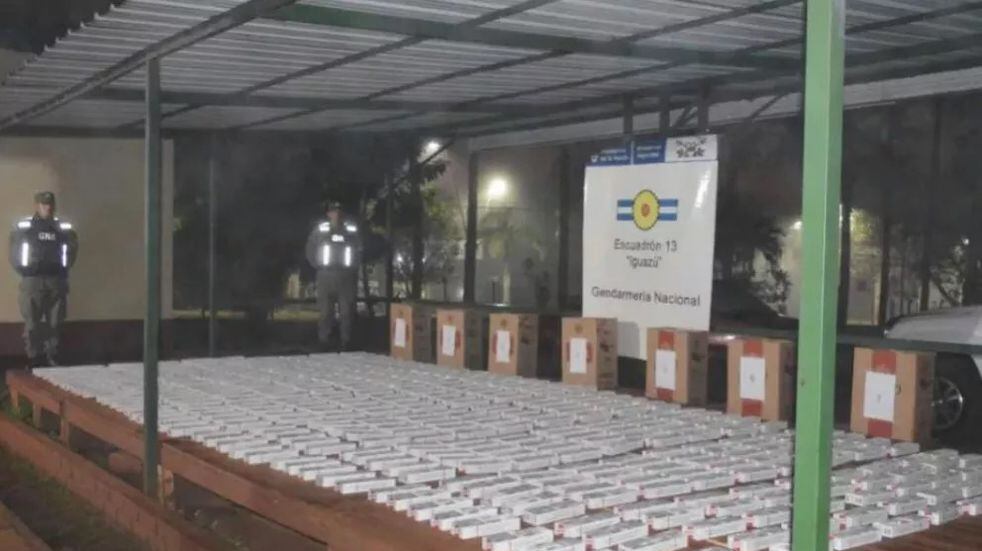 Puerto Iguazú: la aduana destruirá cigarrillos incautados.