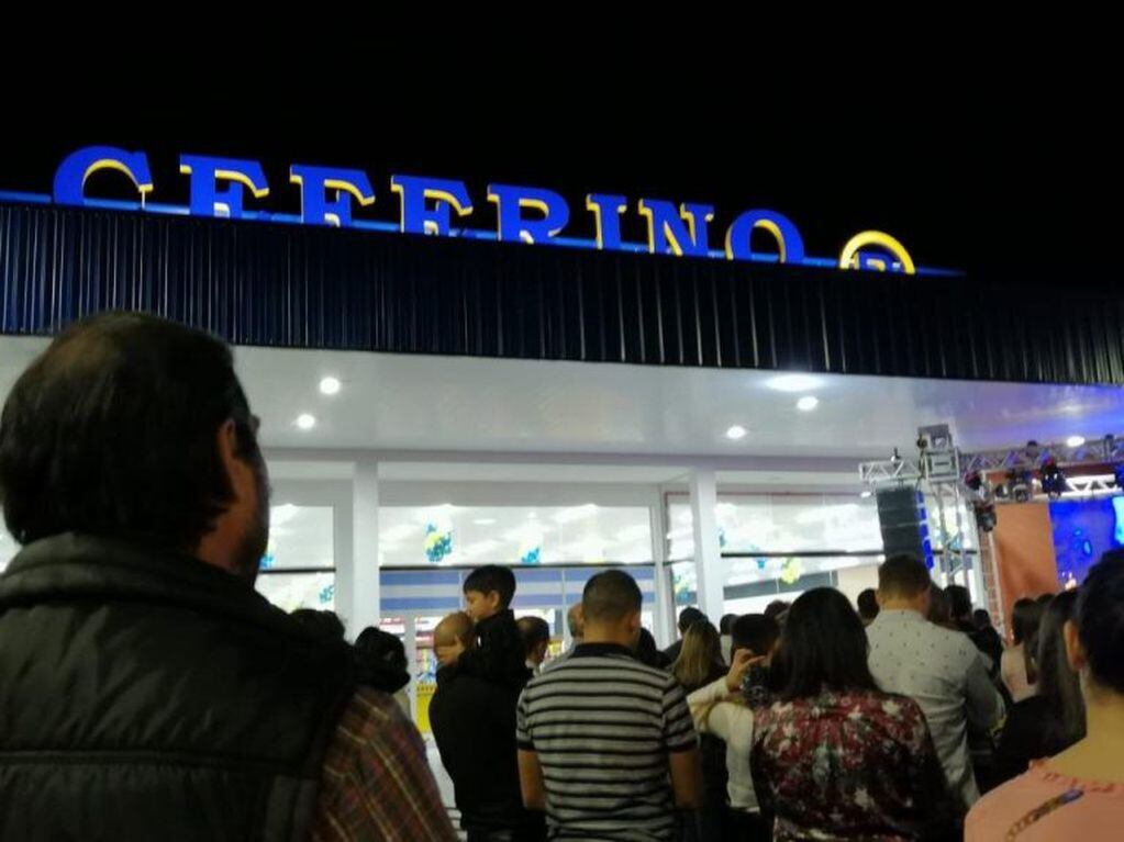Inauguración del supermercado Ceferino en Eldorado