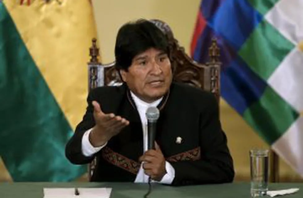 Bolivia's President Evo Morales speaks during a news conference at the presidential palace in La  Paz, Bolivia, February 22, 2016. President Morales asked Bolivians on Monday to wait 
