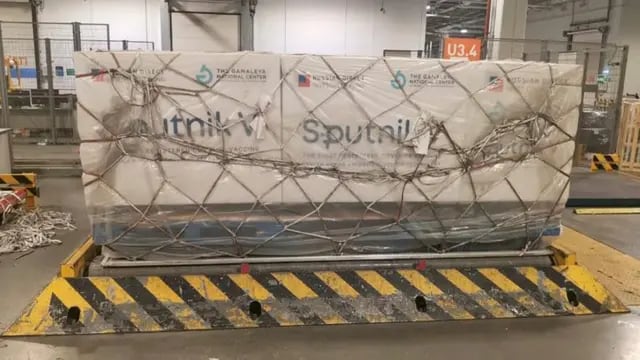 Primer lote de Sputnik V para Argentina.
