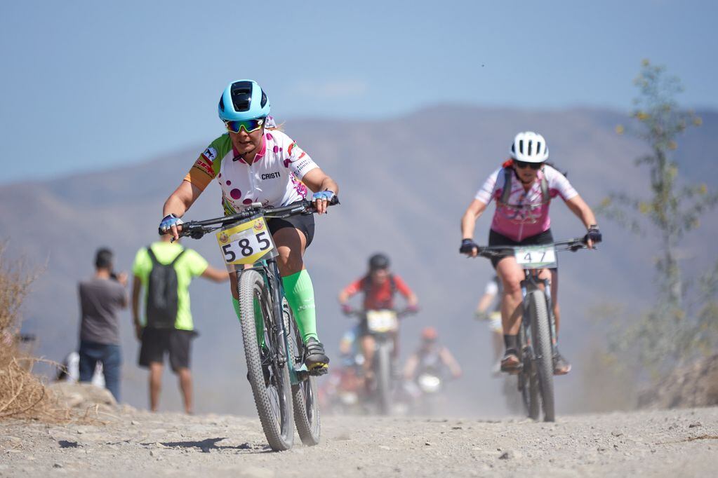 Más de 250 mujeres fueron parte del 1° Encuentro Nacional de Rural Bike femenino en Las Heras.