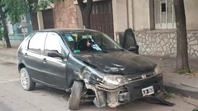 Una mujer manejaba alcoholizada y chocó