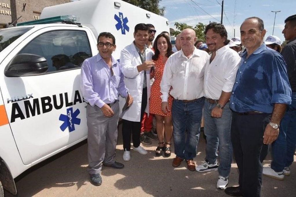 Entregan una ambulancia en el municipio de Rivadavia Banda Sur. (Gob de la Provincia de Salta)