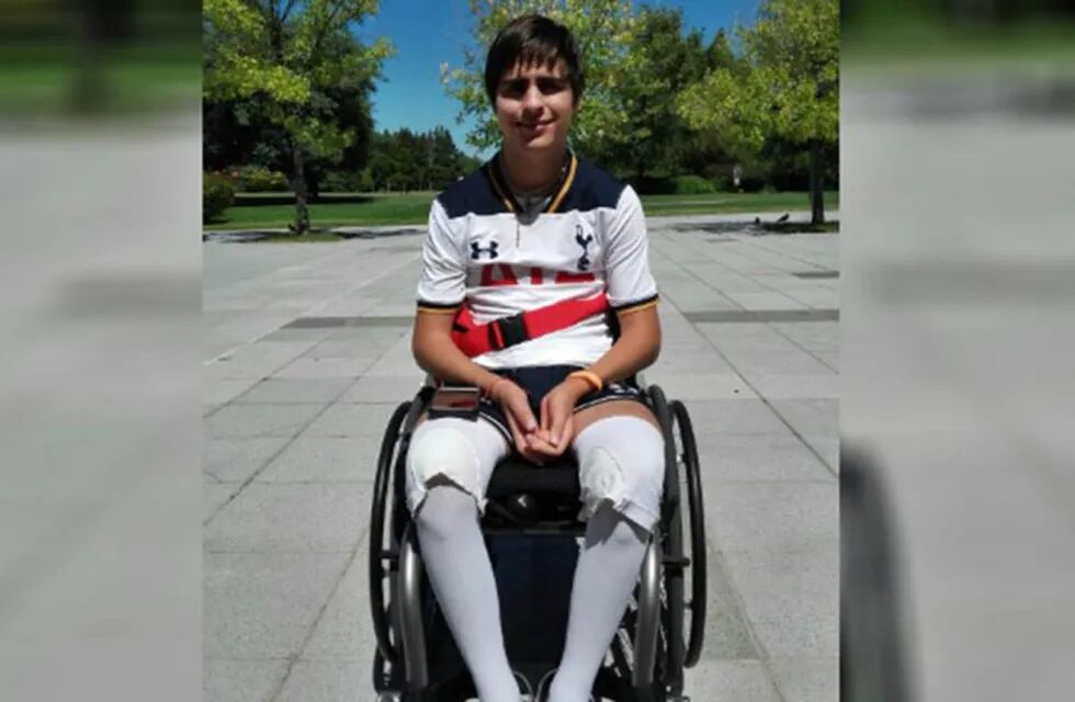El joven quedo parapléjico luego del accidente ocurrido en septiembre de 2016.