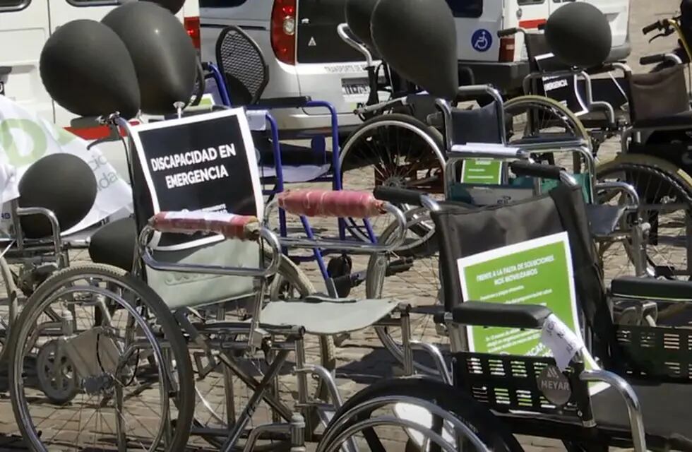 Protesta de sectores de la discapacidad en Rosario