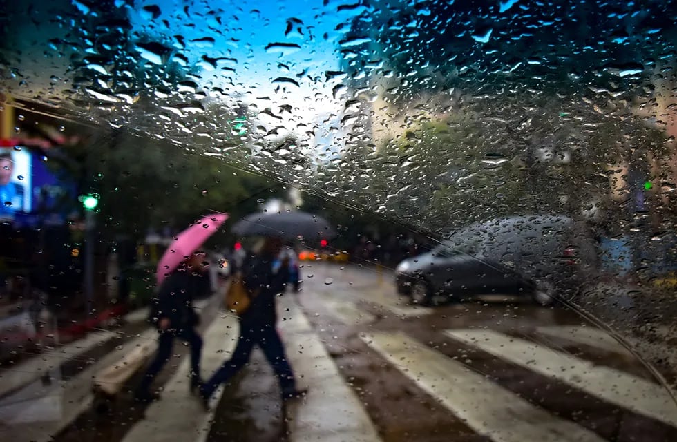 Domingo lluvioso en Córdoba, a un mes de comenzado el otoño.
