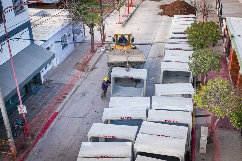 Obra desagües Calle Mitre Arroyito