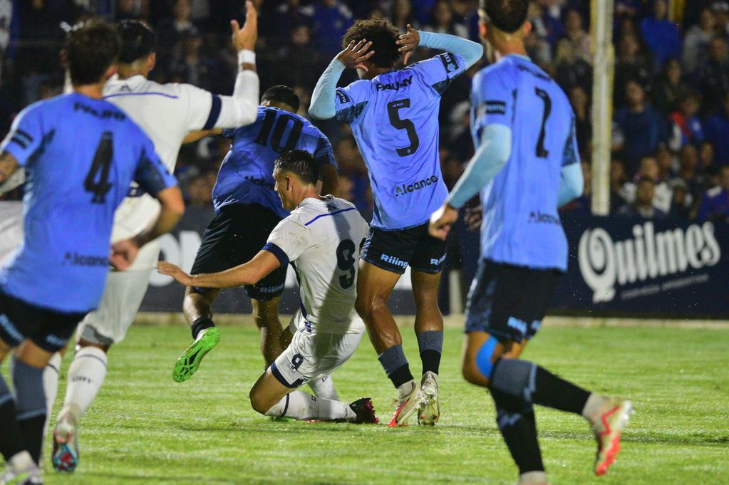 Talleres recibió a Belgrano por el torneo de Reserva. 