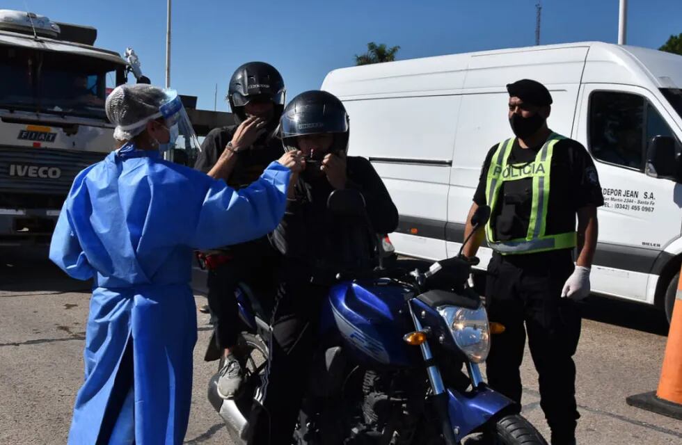 Suben controles vehiculares en accesos interprovinciales de Santa Fe. (Gobierno de Santa Fe)