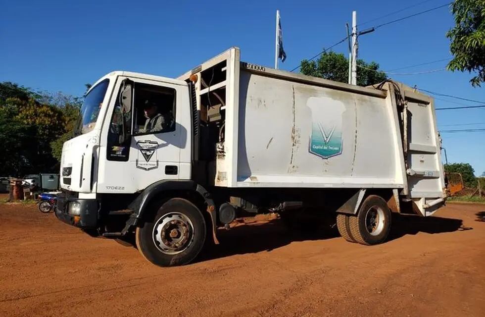 Reducen el servicio de recolección de residuos en Puerto Iguazú por camiones rotos.