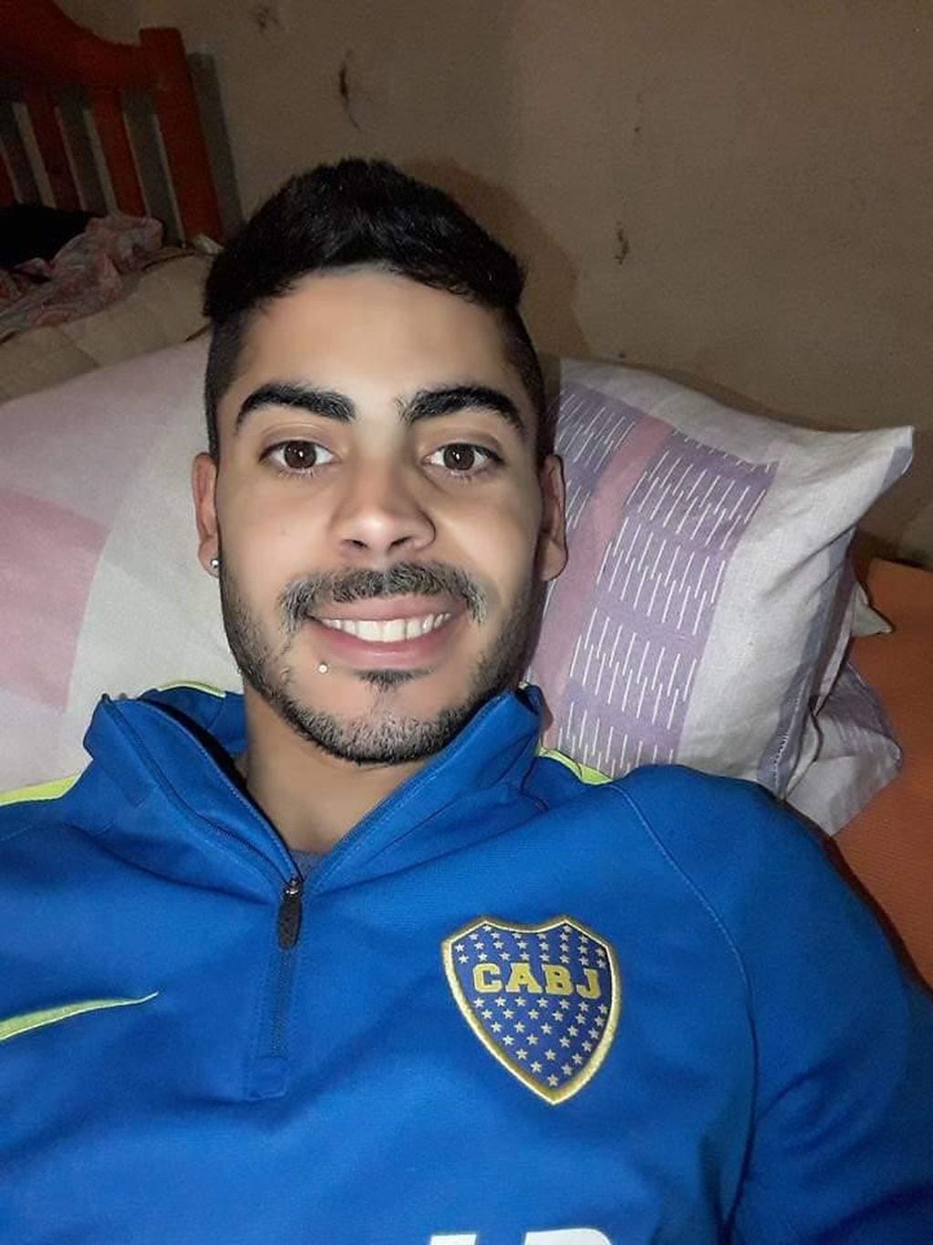 Gastón Moya tenía 29 años, fue asaltado para robarle el auto, le pegaron un balazo en la cabeza y murió tras 11 días de agonía. (La Voz)