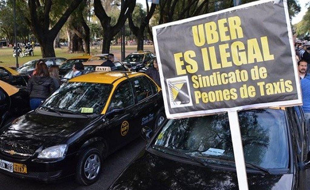 Taxistas se movilizan al Concejo. (Conclusión)