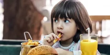 Alimentos poco saludables para niños