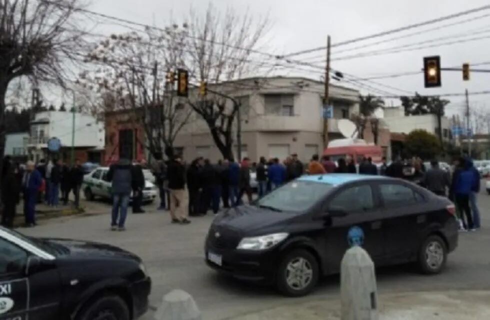 Tras la muerte de Gomez, taxistas convocan una manifestación.