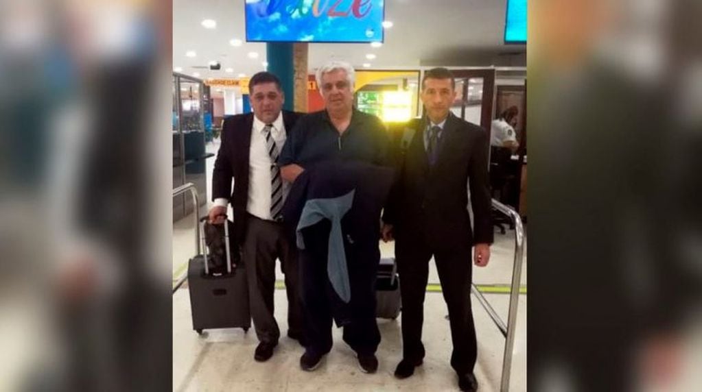 Alberto Samid habló desde el avión mientras es trasladado desde Belice hacia Buenos AIres.