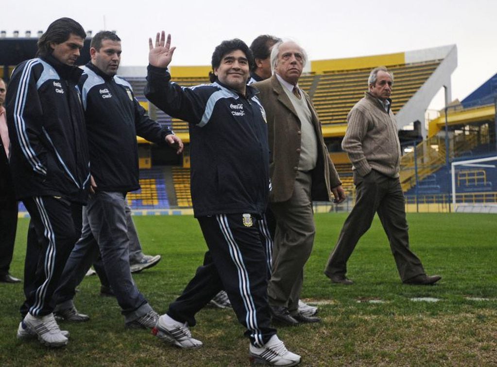 DIego Maradona en el Gigante de Arroyito cuando dirigía a la Selección Argentina. (AP)