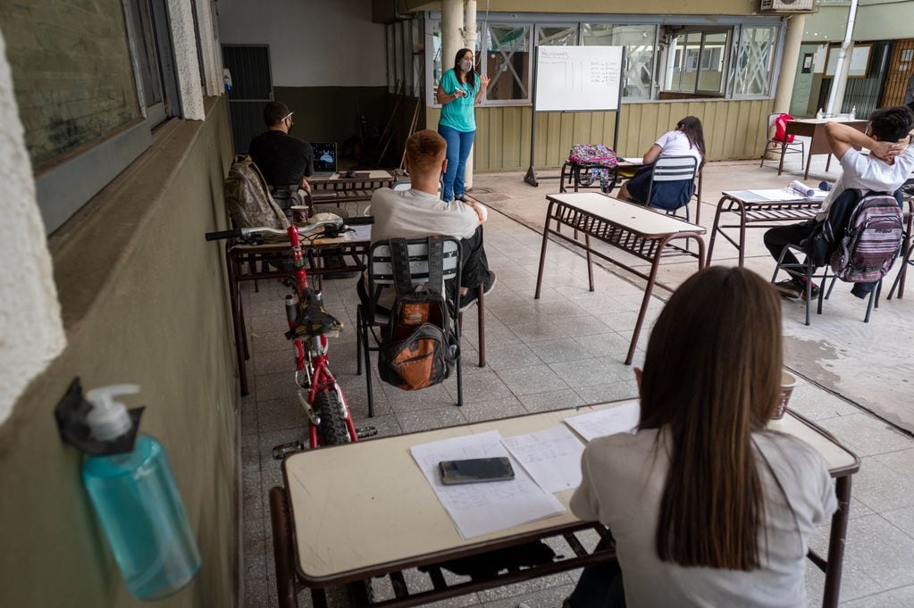 Escuela 4-148 Manuel Belgrano
Ultimos días de clases y exámenes para alumnos que quieren hacerlo en forma presencial.