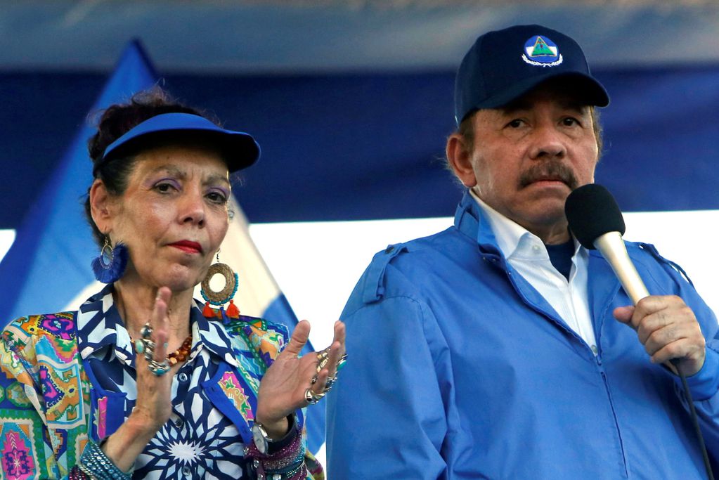 Daniel Ortega junto con su esposa, la vicepresidenta Rosario Murillo.