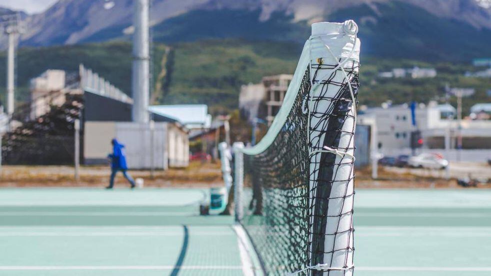 Ushuaia: Tras puesta en valor, las canchas de tenis municipales se encuentran habilitadas