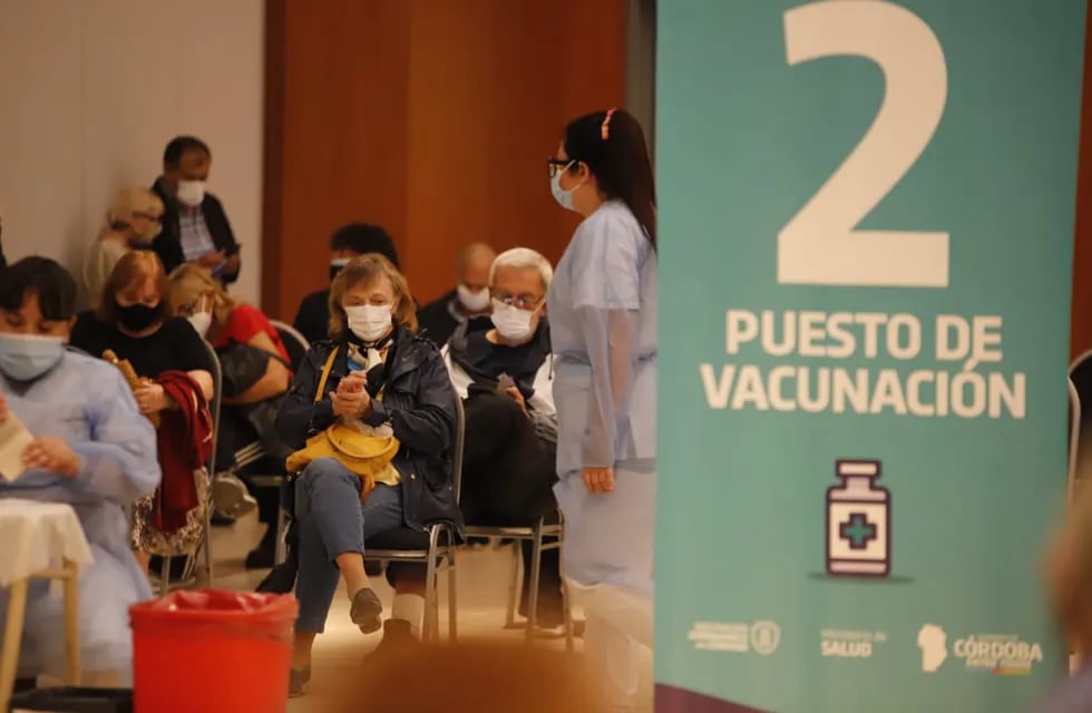 Este lunes se retoma la vacunación en Córdoba.