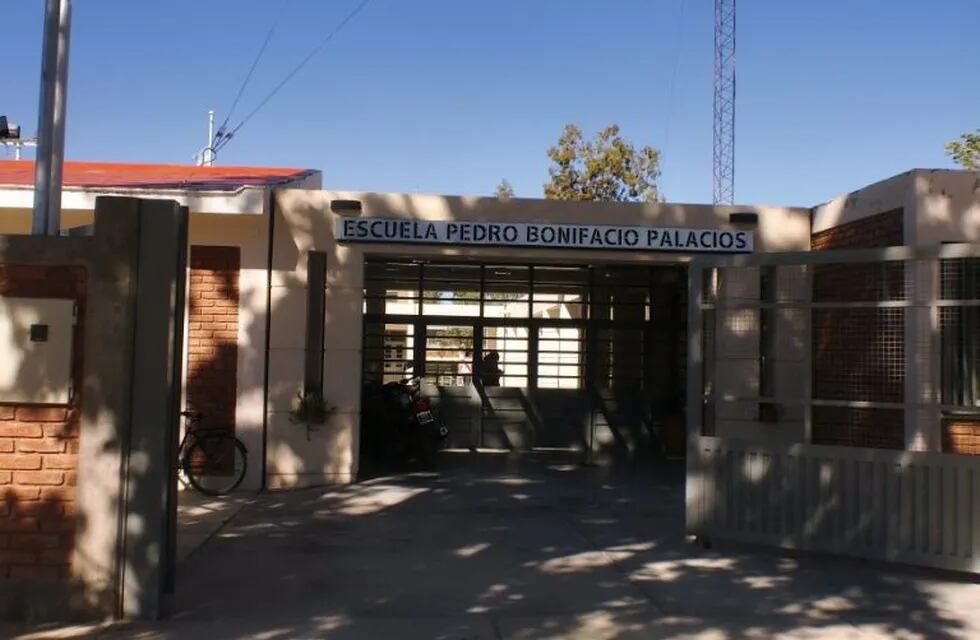 Escuela secundaria Pedro Bonifacio Palacios.