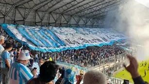 El imponente recibimiento de Racing.