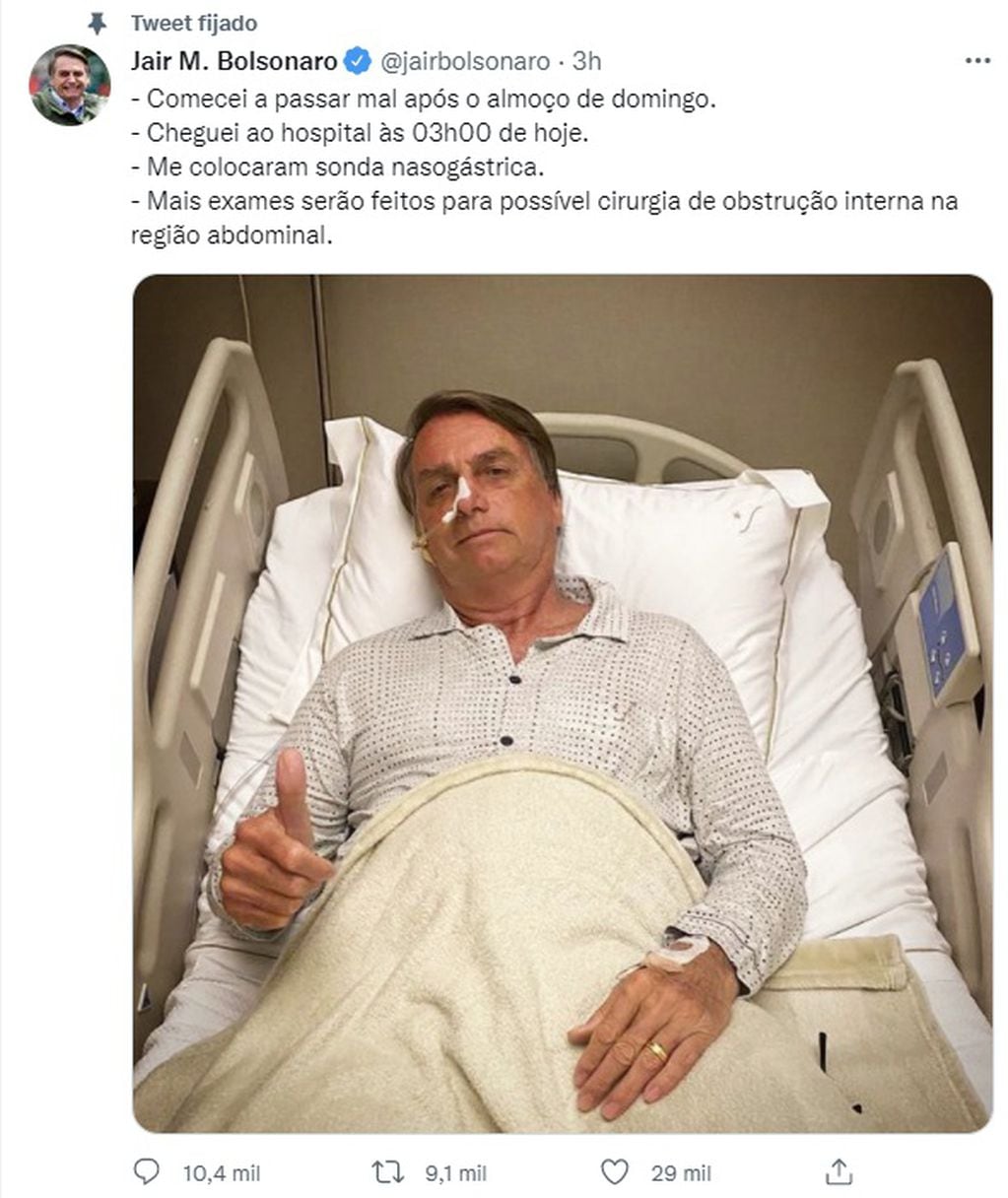 Bolsonaro, internado por una posible obstrucción intestinal