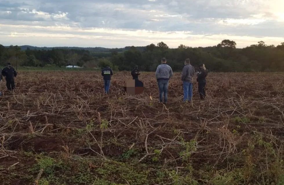 El joven de 21 años murió en el acto producto del rayo.