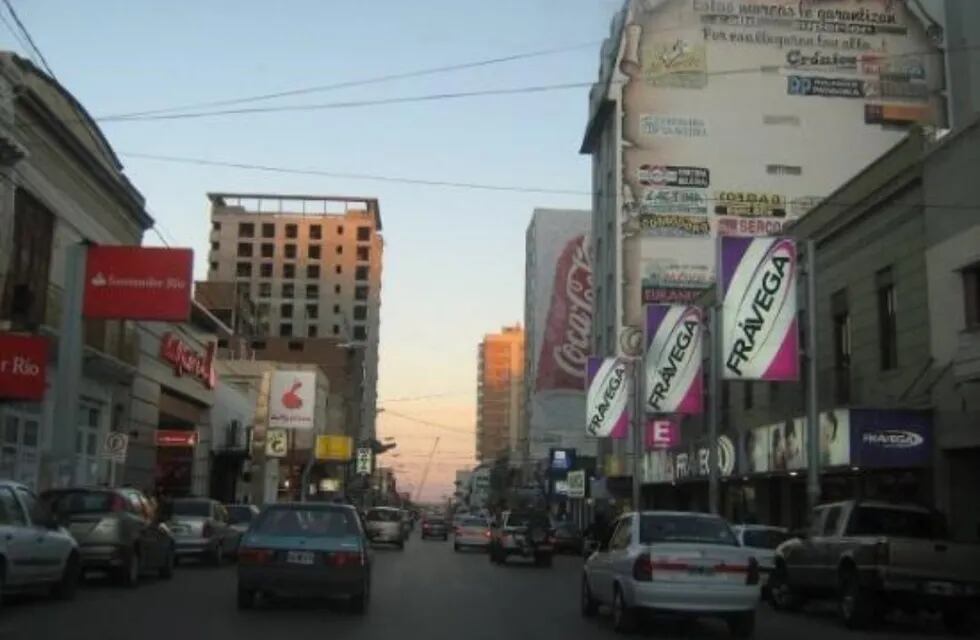 Los comerciantes de Comodoro Rivadavia vestirán de azul las vidrieras para conmemorar los 40 años de la Guerra de Malvinas y el Día Mundial de la Concientización sobre el Autismo.