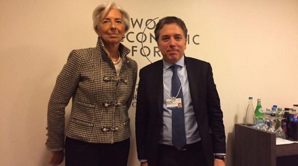 Crisitine Lagarde presidenta del FMI juntó a Nicolás Dujovne