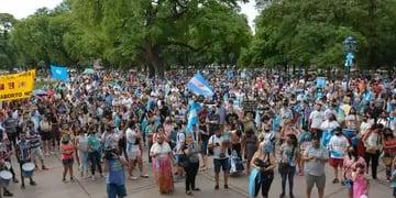 Manifestación contra el aborto legal en Plaza Independencia