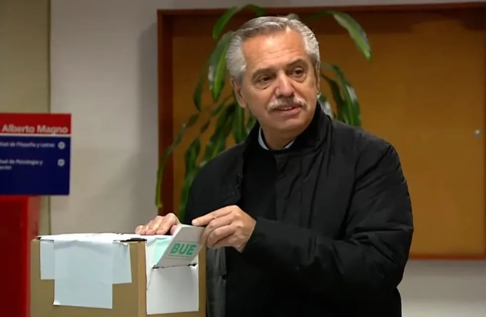 Alberto Fernández voto en Palermo - Captura de video