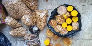 Decomisan alimentos vencidos y sin rotulo en un comercio de Tres Arroyos