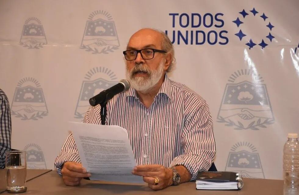 El Ministro de Economía, Jorge Ibáñez, enumeró los rubros que podrán trabajar