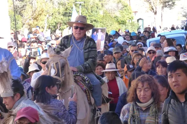 Despedida al obispo Olmedo en Humahuaca (Jujuy)