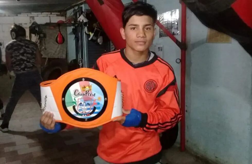 Ezequiel Almada boxeo Arroyito