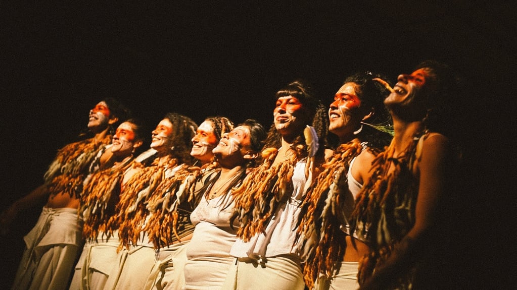 El grupo "Yista Pal Dun", integrado por Morena Álvarez, Sofía Rodríguez, Paola Vilche, Silvina Montecinos y Luna Roja, se presentará el domingo 12 revalorizando las "raíces afro" en Jujuy.