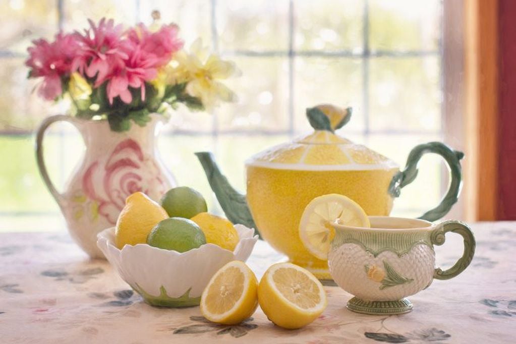 Por qué tomar té con limón