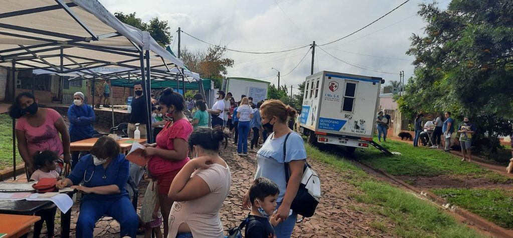 Nuevo Operativo Integral de Salud tuvo lugar en el barrio Néstor Kirchner de la ciudad de Posadas.